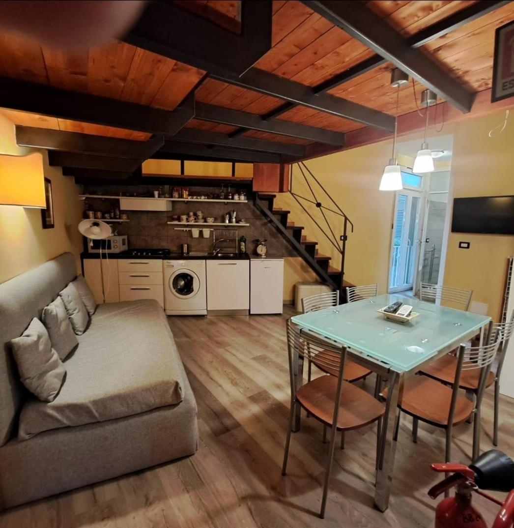Guide Tour Apartments 나폴리 외부 사진